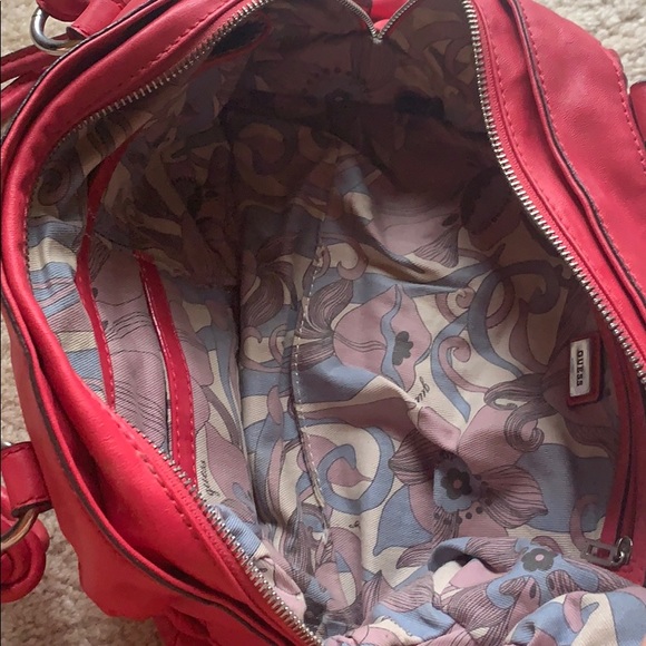 Pink Guess Purse - Picture 3 of 6